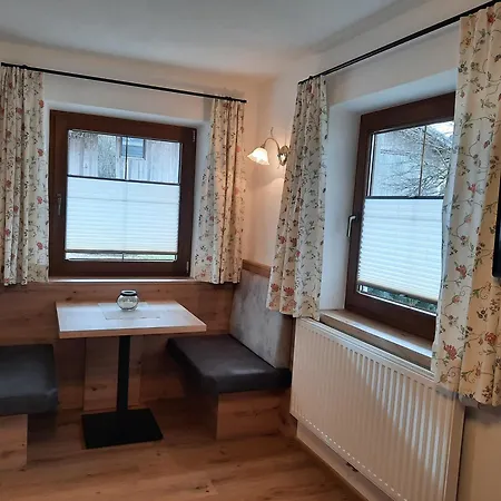Haus Traudl شقة